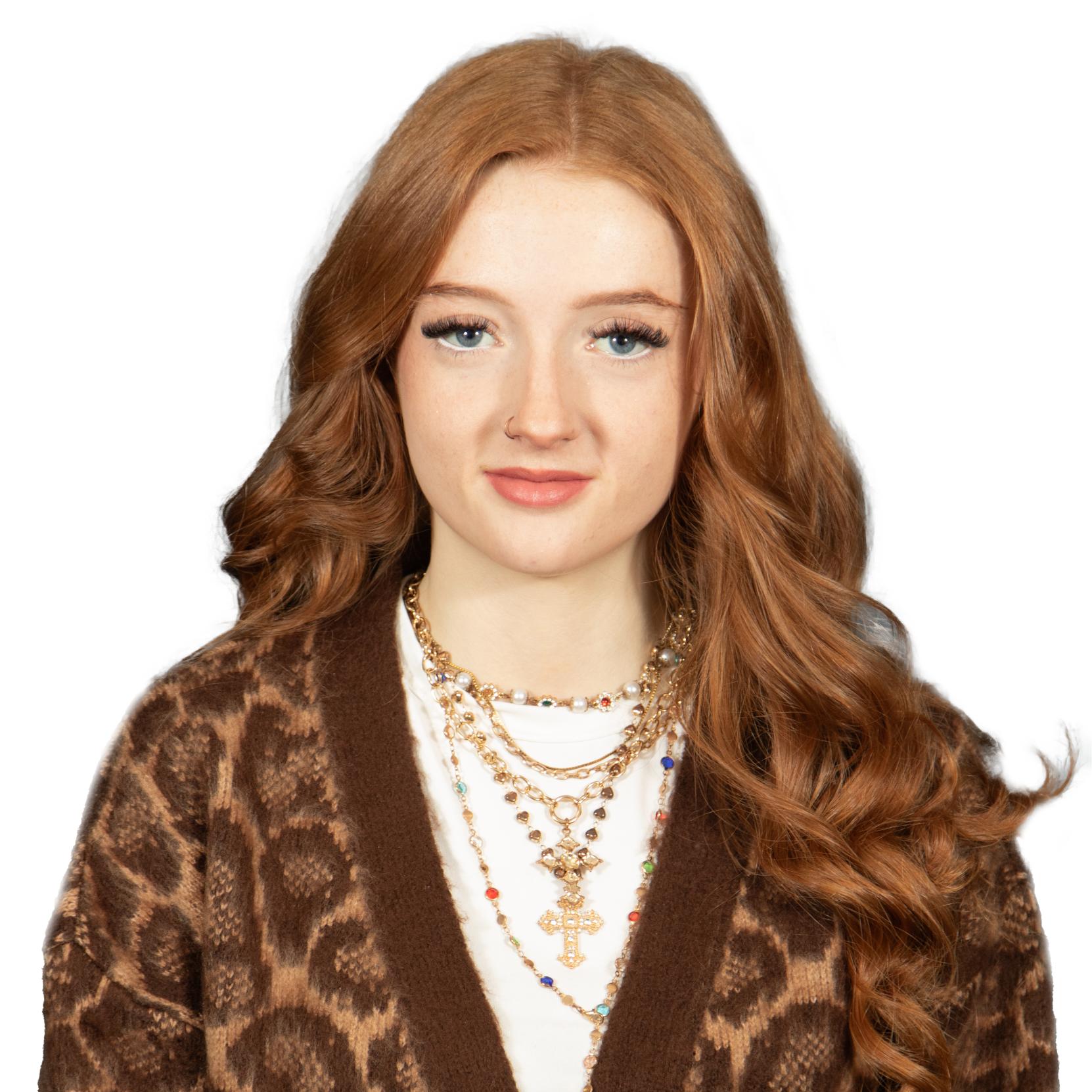 Izzy Carrol Social Media Manager